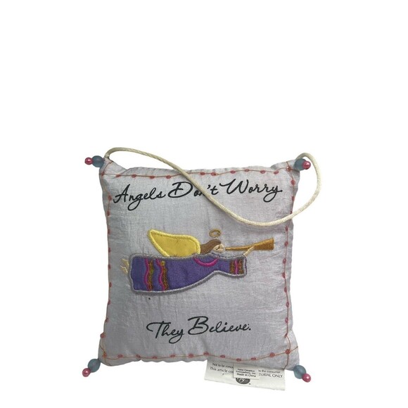 New Creative Enterprise Angels Don’t Worry They Believe Christmas Ornament 5” - Picture 1 of 10